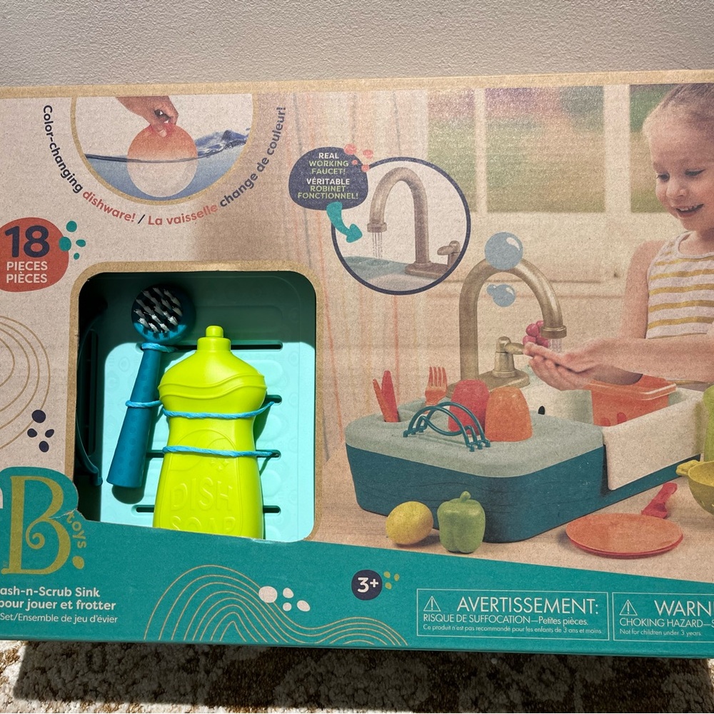 B. Toys Color-Changing Dish-n-Scrub Sink - Blue and Yellow